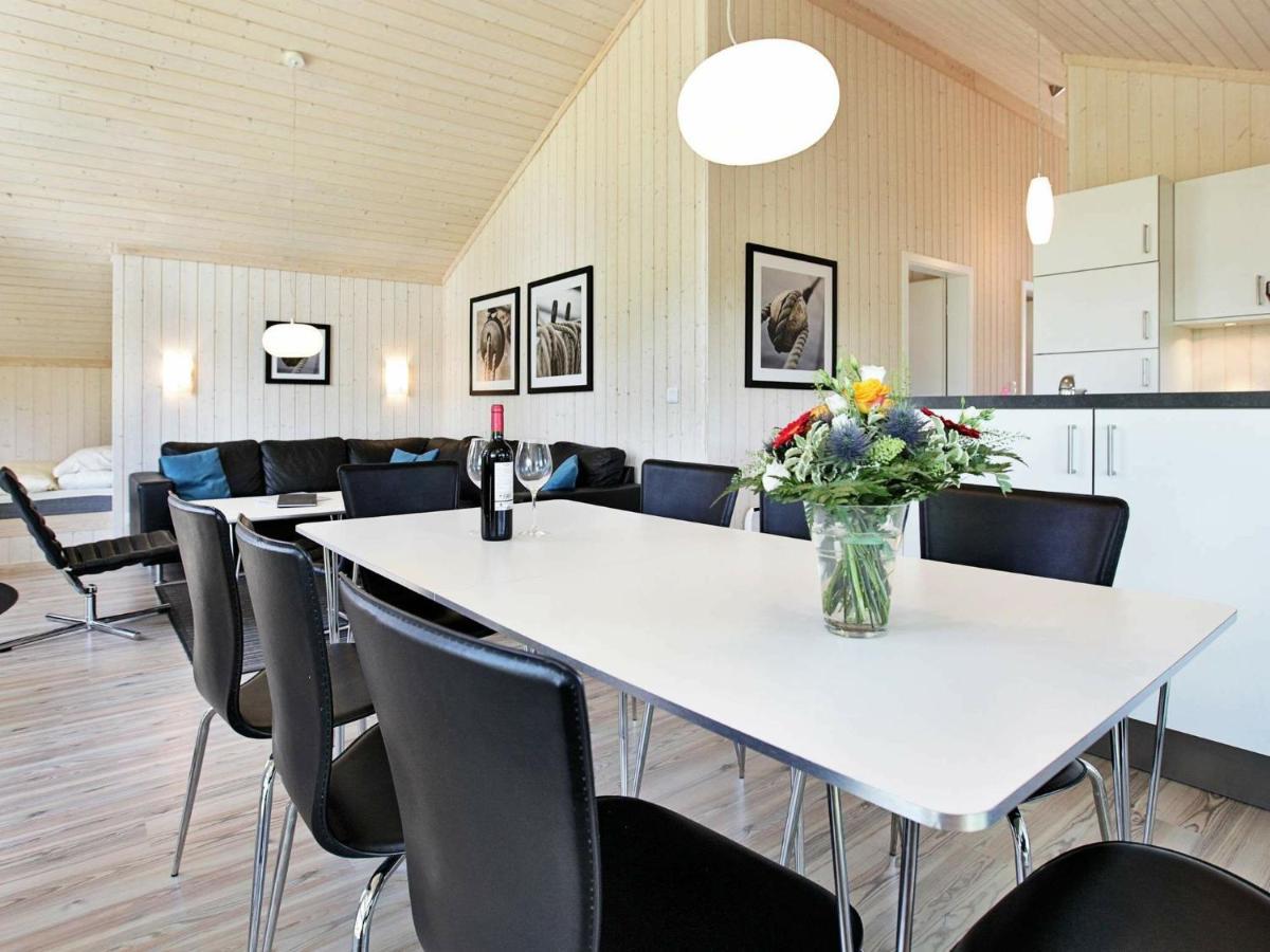 Three-Bedroom Holiday Home In Grossenbrode 1 Bagian luar foto